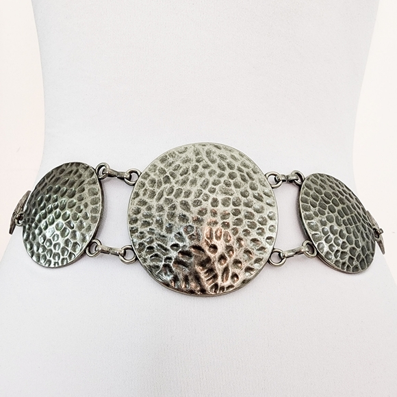 Vintage large concho chain belt hammered metal details antique silver tone main image 12
